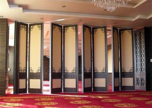 活動(dòng)隔斷墻